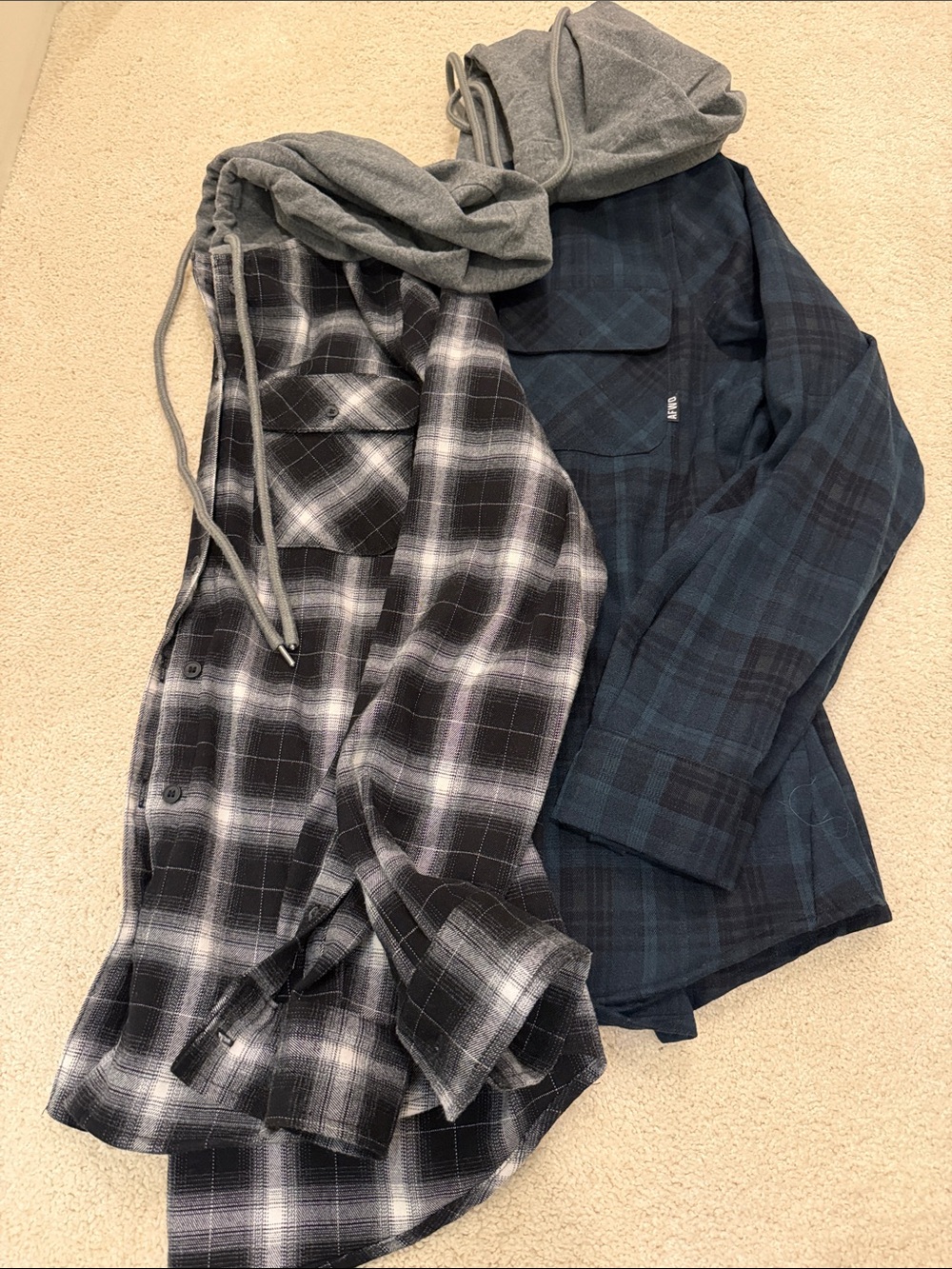 Women’s Plaid Button-Down Shirt with Hooded Liner
